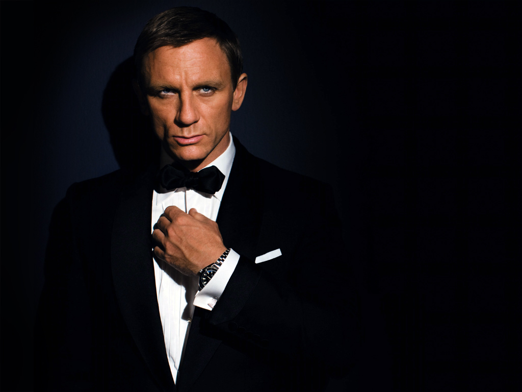 bond Костюм украсит любого мужчину