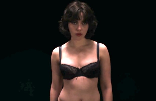 Scarlett-Johansson611-2 Кадр из фильма Побудь в моей шкуре