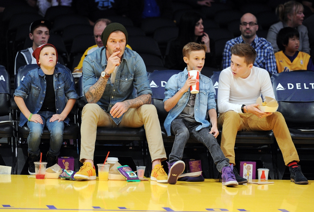 david-beckham-sons-1312 Дэвид Бекхэм с сыновьями
