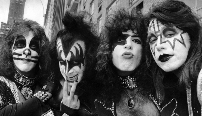 «KISS» «KISS»