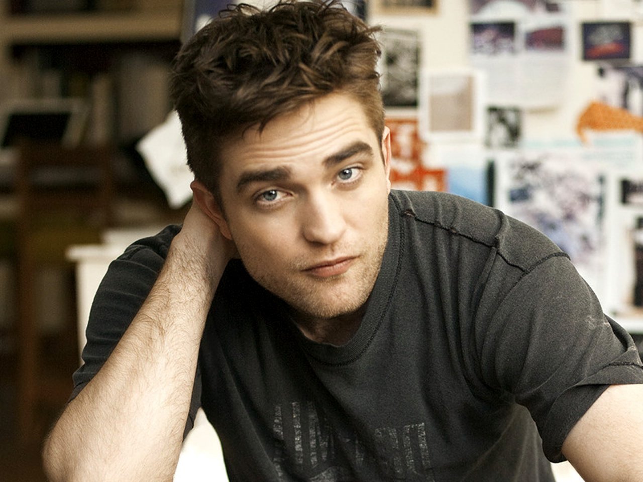 Robert-Pattinson-1305-2 Роберт Паттинсон
