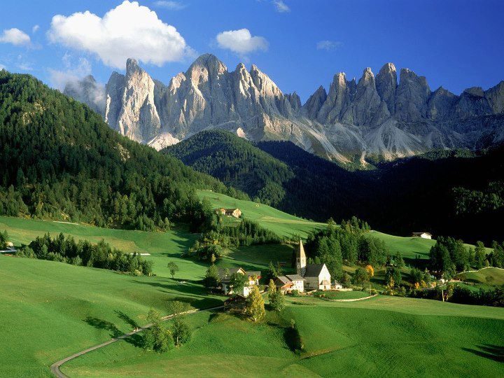 Доломитовые Альпы (северо-восточная Италия)
